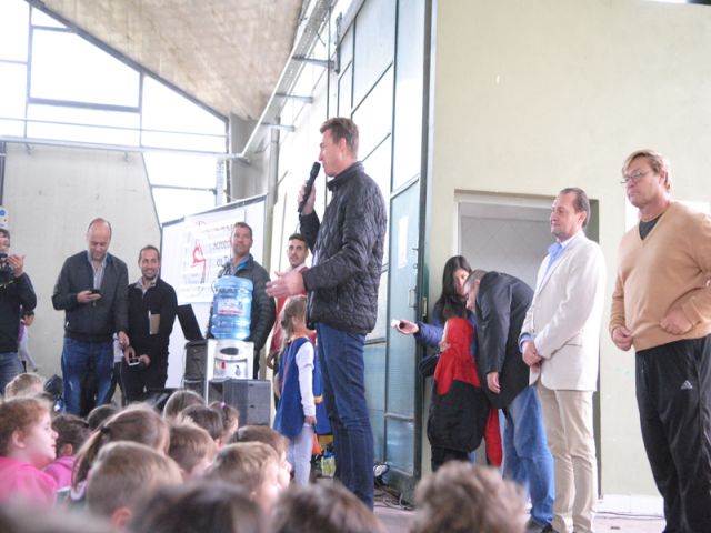 Más de 800 niños participaron del encuentro por el Día de la Actividad Física y el Día Mundial de la Salud