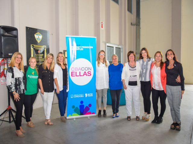 Embarazadas participaron de una jornada sobre maternidad 