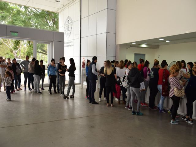 Embarazadas participaron de una jornada sobre maternidad 