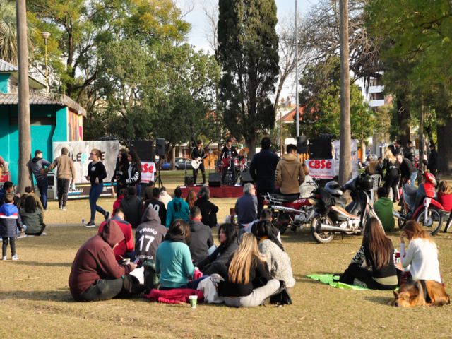 Domingo a puro rock en la ciudad