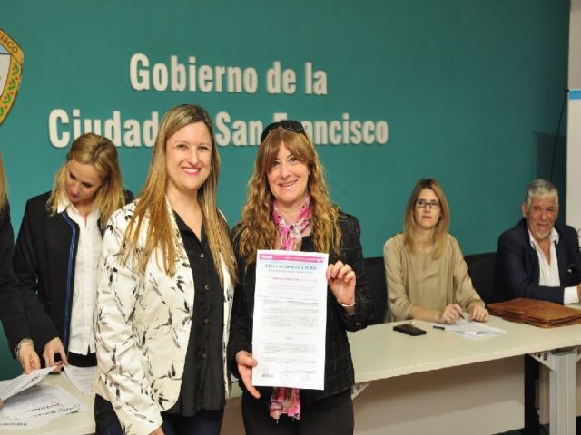 Entrega de premios a beneficiarios del segundo sorteo del Programa Contribuyente Cumplidor