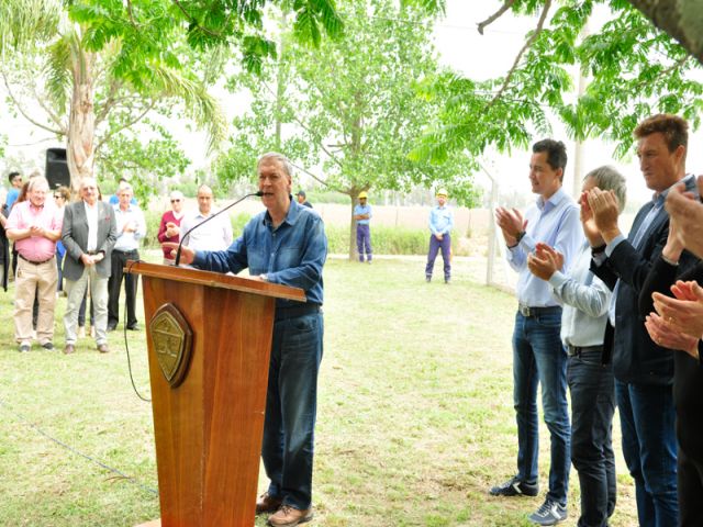 El gobernador Schiaretti inauguró nueva planta de gas en San Francisco