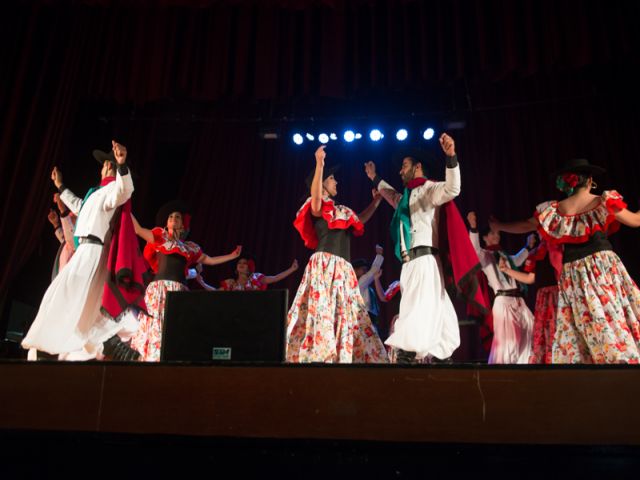 El Ballet Patria y el Coro de Niños Cantores compartieron su noche de gala 