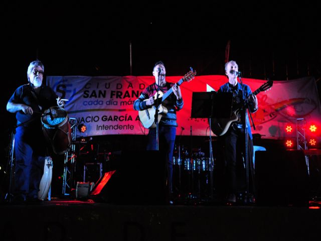 Con dos noches a puro ritmo y baile se realizó La Peatonal San Francisco 2019