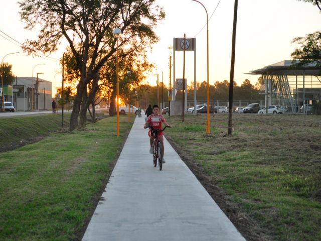 Barrio San Cayetano ya cuenta con su propio paseo