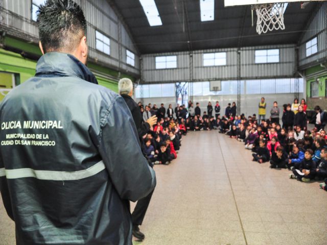 Continúan las charlas viales por los colegios de la ciudad