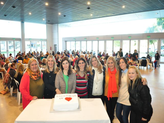 Con la entrega de lo confeccionado concluyó la campaña Al frío le ponemos corazón