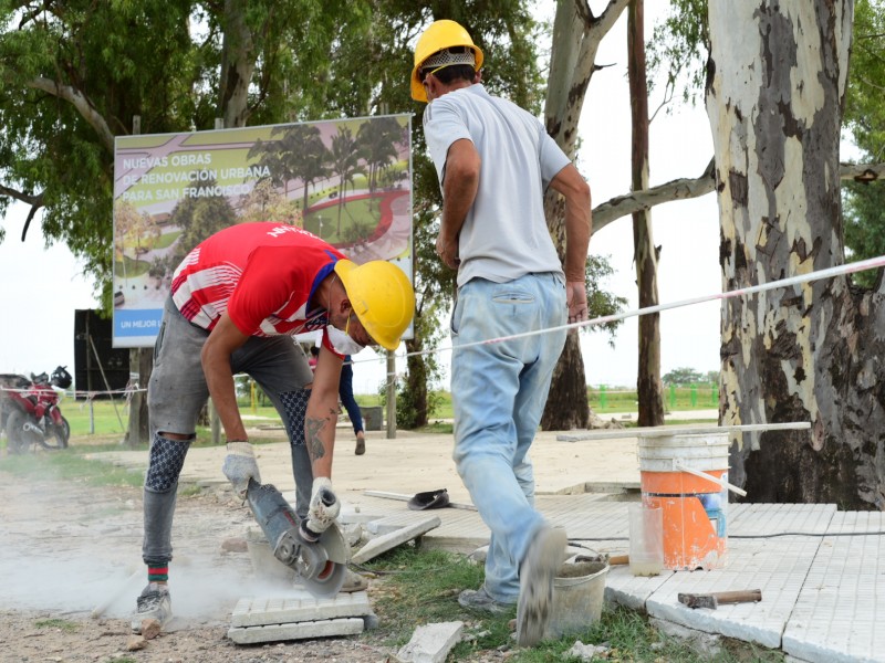 Avanzan los trabajos para culminar con el Paseo Maipú