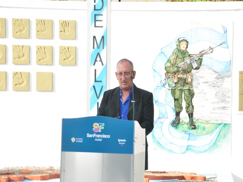 Acto en conmemoración en el Día del Veterano y de los Caídos en la Guerra de Malvinas