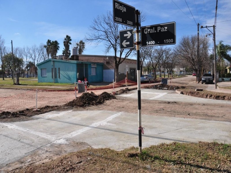 Se ejecuta cordón cuenta en un sector de barrio Bouchard