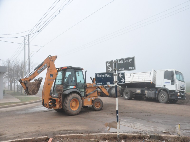Comenzó la pavimentación en barrio 20 de Junio