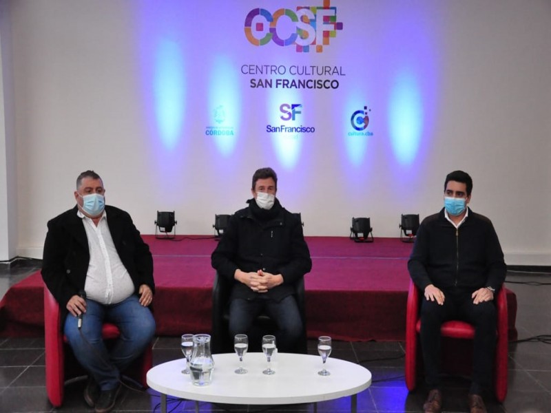 García Aresca entregó subsidios a los centros de jubilados de la ciudad  y anunció la apertura de los talleres para adultos mayores a partir de septiembre