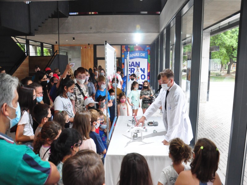 Los más pequeños disfrutaron de la Kermes de Ciencia y Tecnología en la Tecnoteca