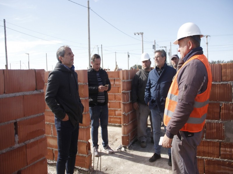 El municipio inició la construcción de 21 viviendas en barrio La Milka