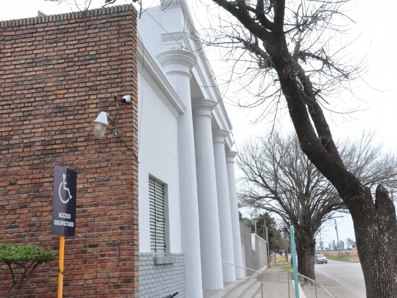Ya funcionan las cámaras de seguridad en el cementerio local