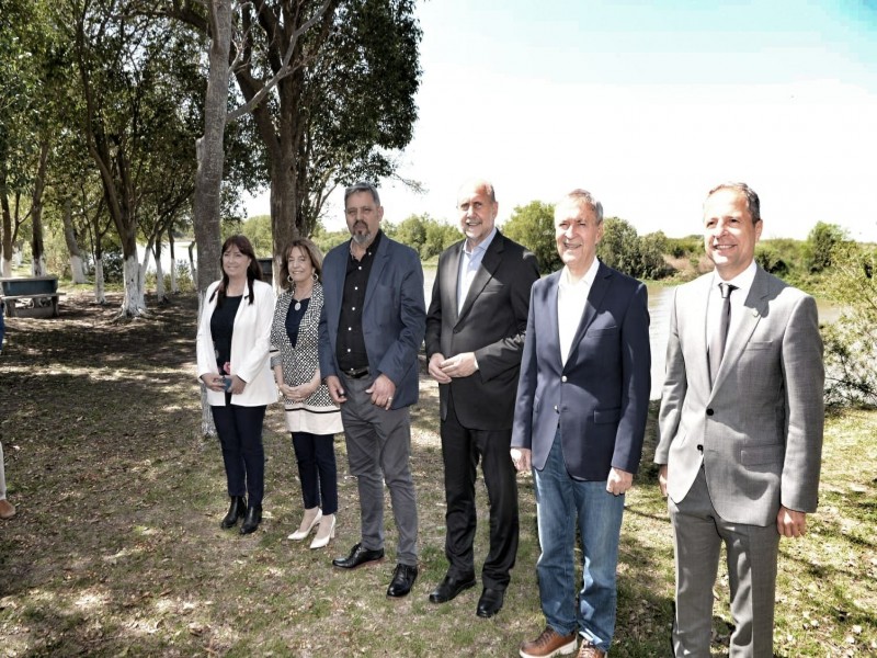 Bernarte participó de la presentación del acueducto Santa Fe – Córdoba