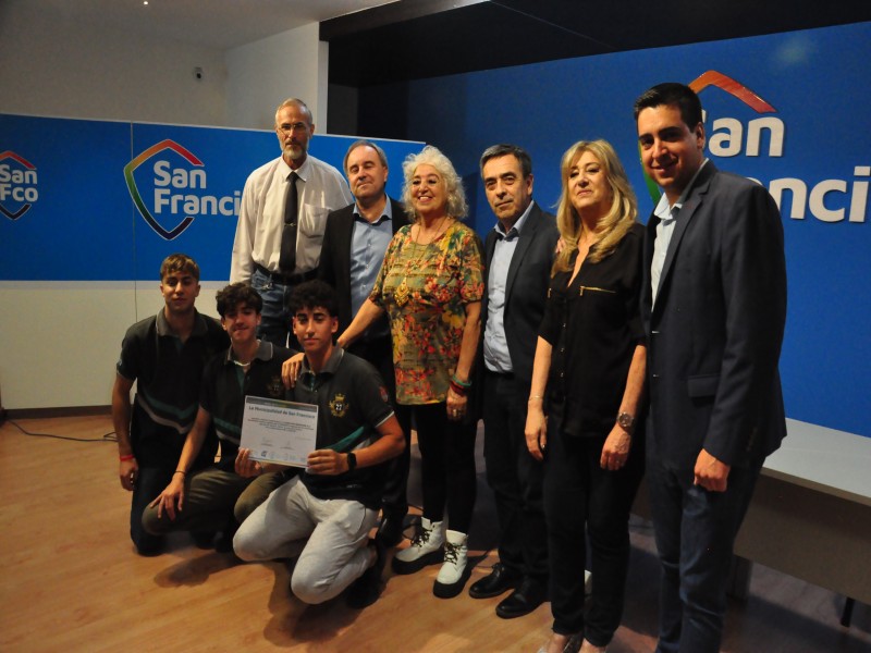 Se entregaron reconocimientos a alumnos por participación voluntaria en eventos municipales