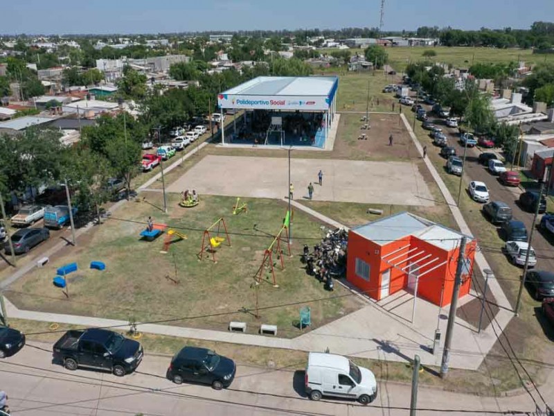 Se inauguró el primer Polideportivo Social en San Francisco