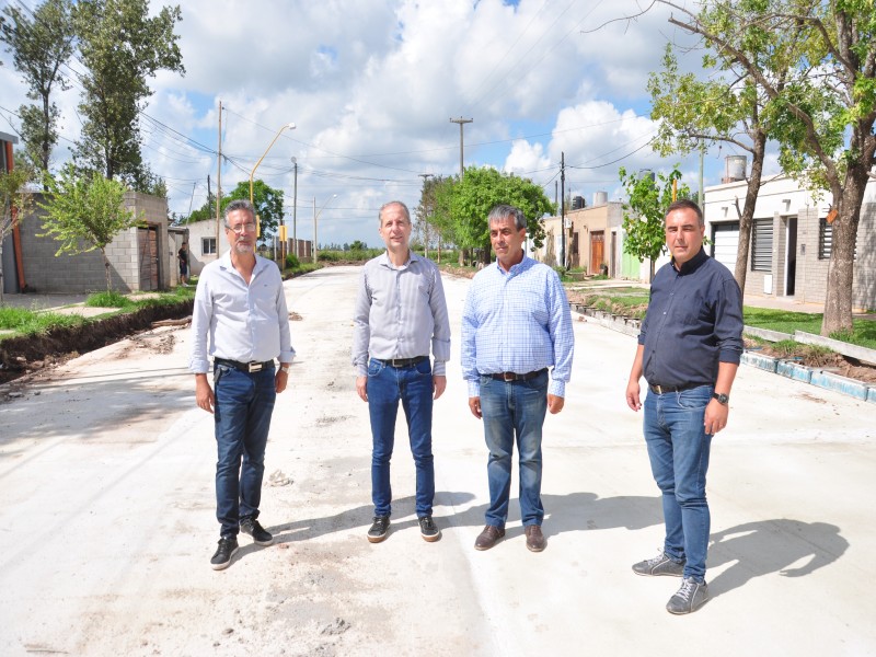 La pavimentación de Av. Antártida Argentina se encuentra su tramo final 