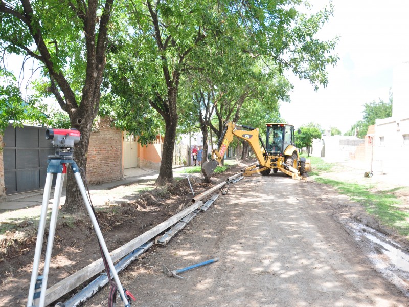 La pavimentación de Av. Antártida Argentina se encuentra su tramo final 