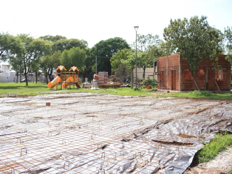 Avanza la construcción del Polideportivo Social en barrio Bouchard
