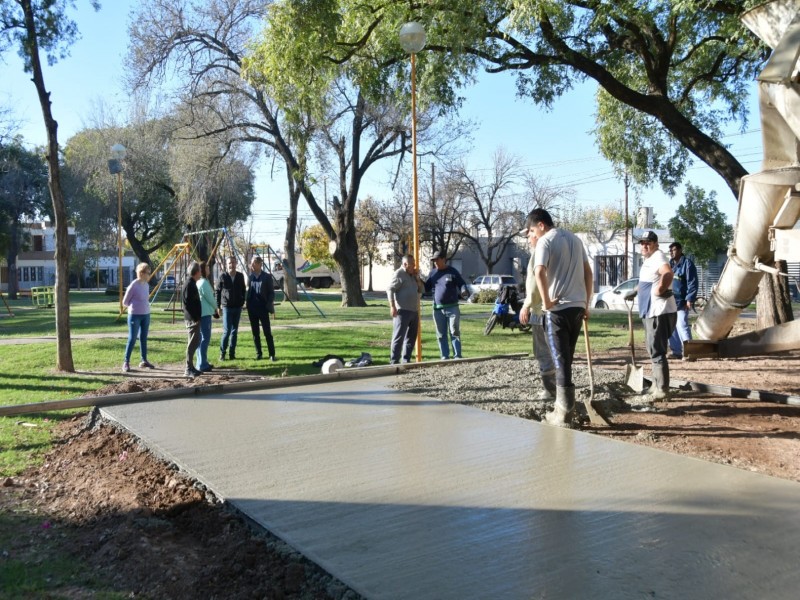 La cuarta cancha de básquet 3x3 ya se construye en la plaza de barrio Jardín