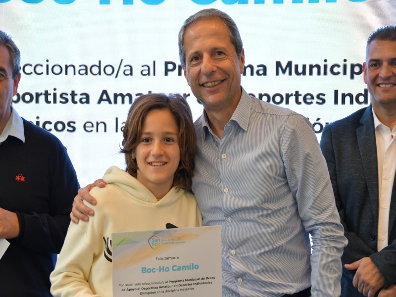 Se entregaron 40 becas de apoyo al deportista amateur