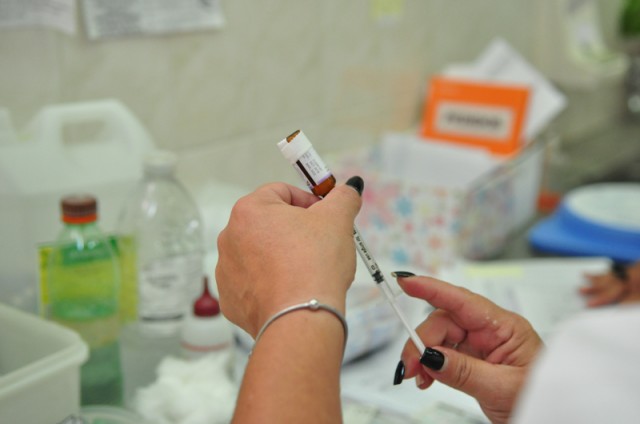 Vacunación antigripal: desde mañana se comienza vacunar a mayores de 65 años