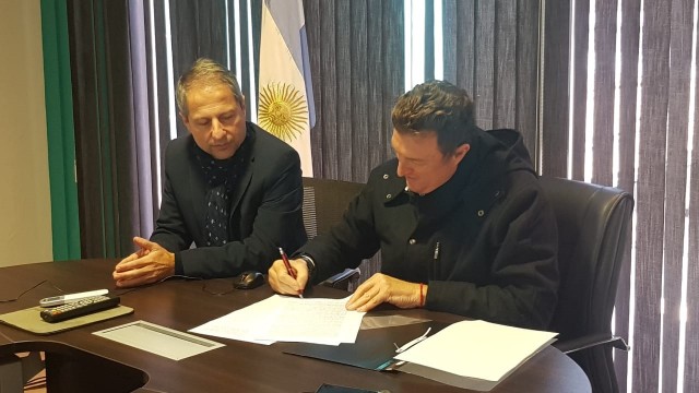 García Aresca firmó convenio de colaboración institucional para el control de prisiones domiciliaria