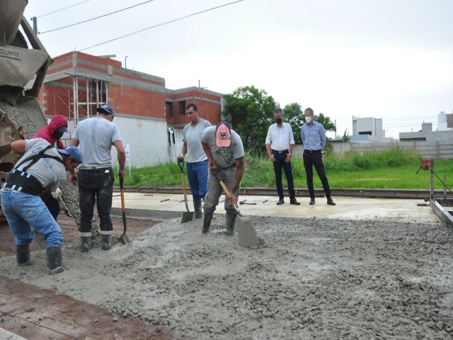Pavimentación Barrio 20 de Junio: