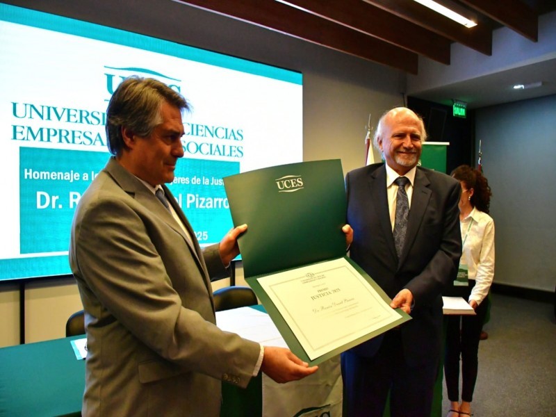 Uces entregó el Premio ‘Justicia 2025’ al doctor Ramón Daniel Pizarro