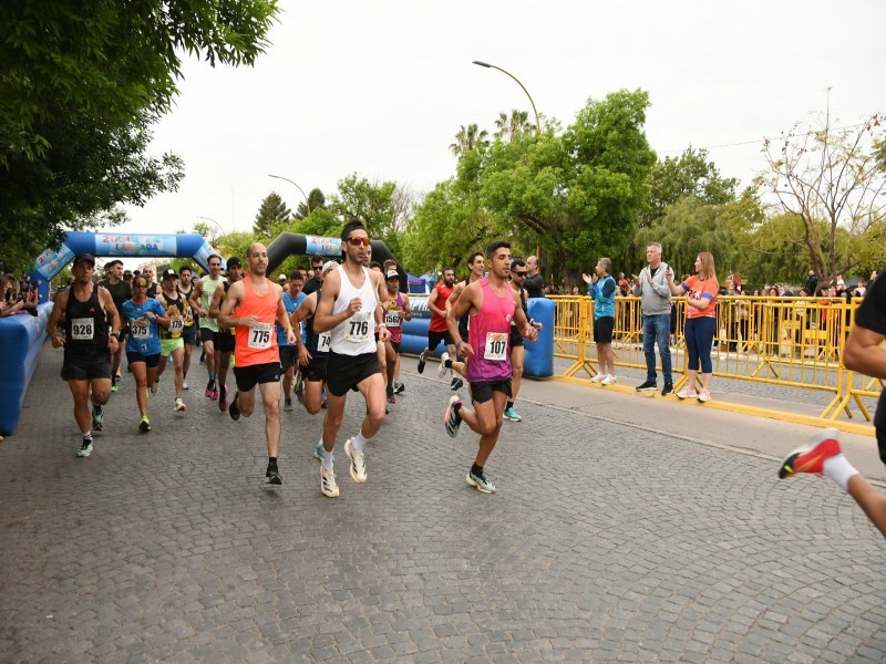 Liebres, puestos motivacionales y gran número de inscriptos: así será la Media Maratón 21K de San Francisco